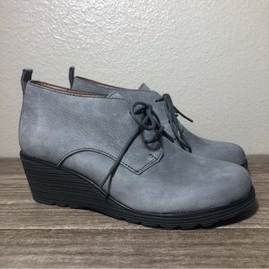 Dansko Cadee Nubuck Wedge Bootie sz 7